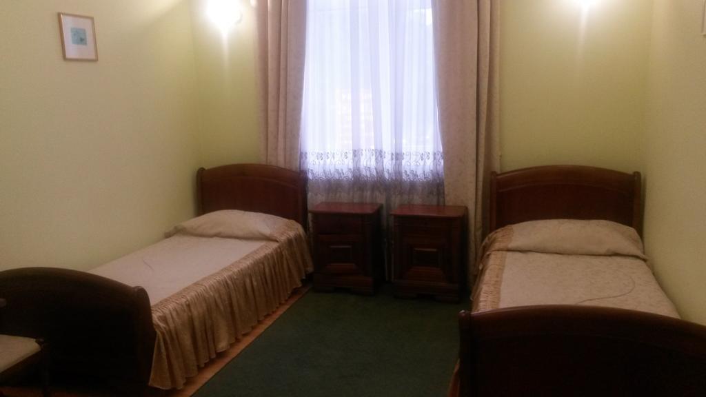 ריבנה Marlen Hotel חדר תמונה